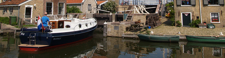 RiverCruise 31 Cabrio WS - Motorboot huren in Friesland - Ottenhome Heeg -