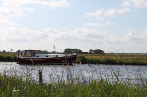 RiverCruise 35 - Motorboat rental - Ottenhome Heeg