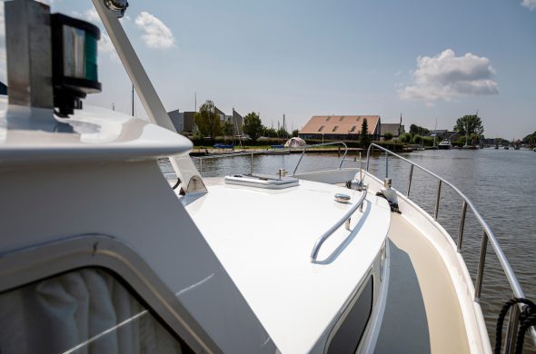 Valk Cruiser 1200 AK - Motorboot Rental in Friesland - Ottenhome Heeg