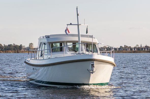 Linssen Grand Sturdy - Motorboot Rental in Friesland - Ottenhome Heeg